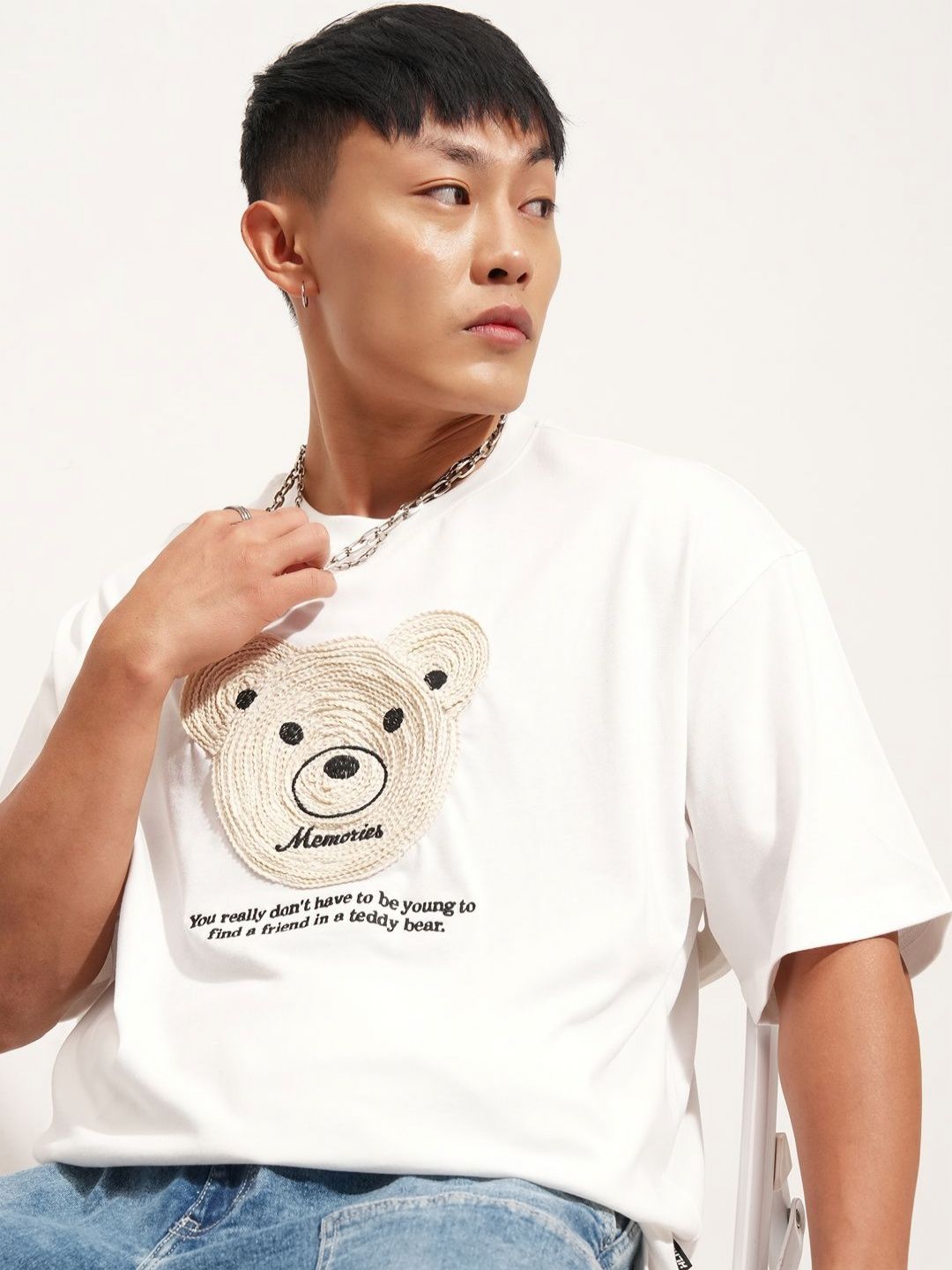 HIGHLANDER Graphic Printed Round Neck Drop-Shoulder Sleeves Oversized T-shirt