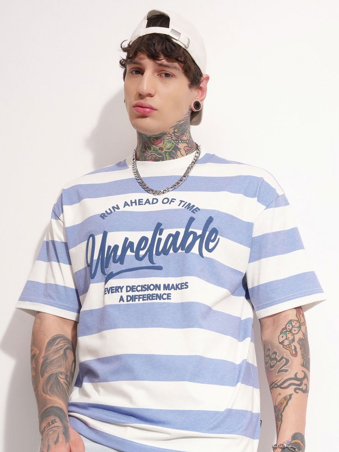 HIGHLANDER Typography Printed Round Neck Drop-Shoulder Sleeves Oversized T-shirt