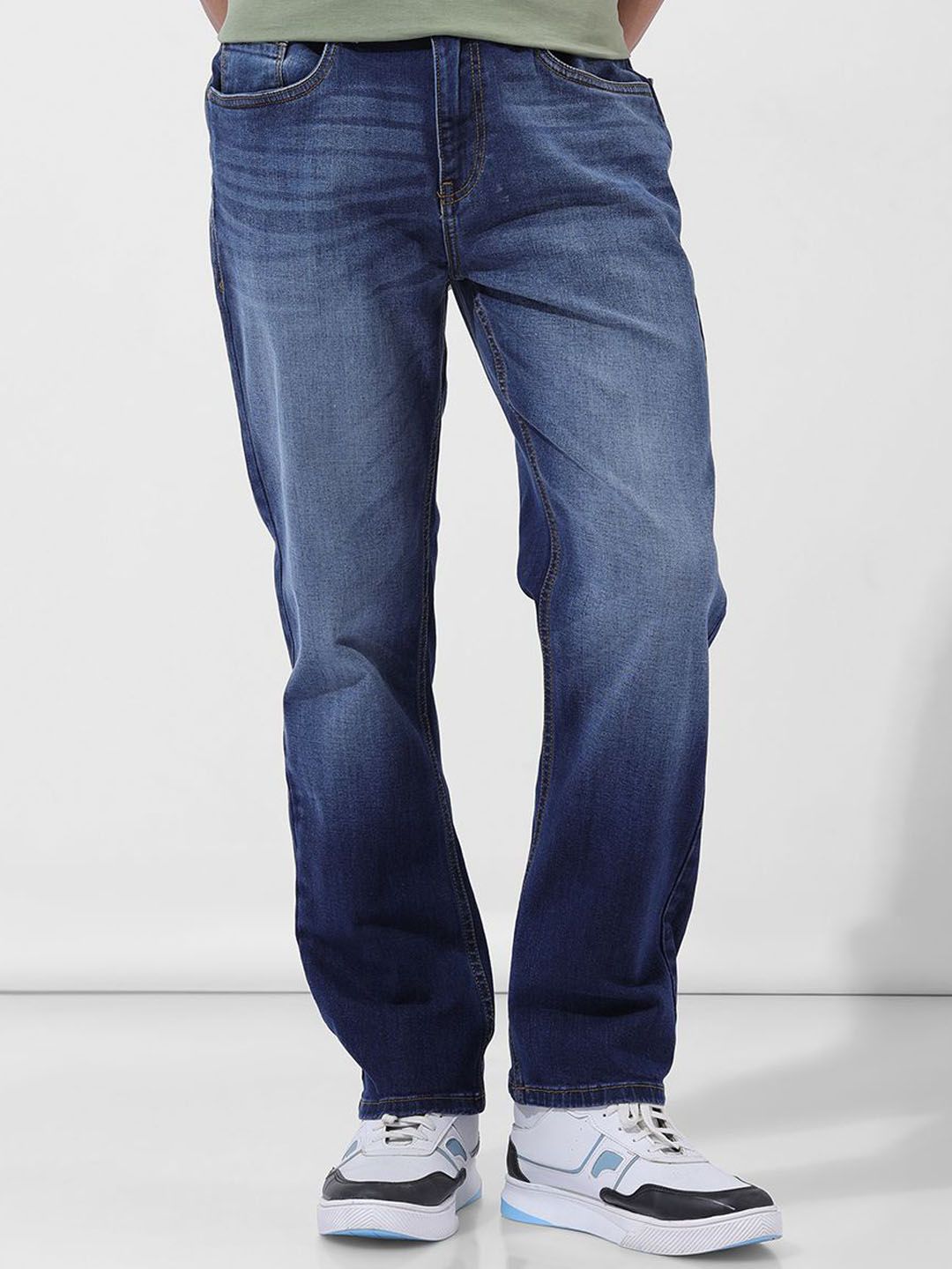 The Indian Garage Co. Men Regular Fit Mid-Rise Light Fade Stretchable Jeans