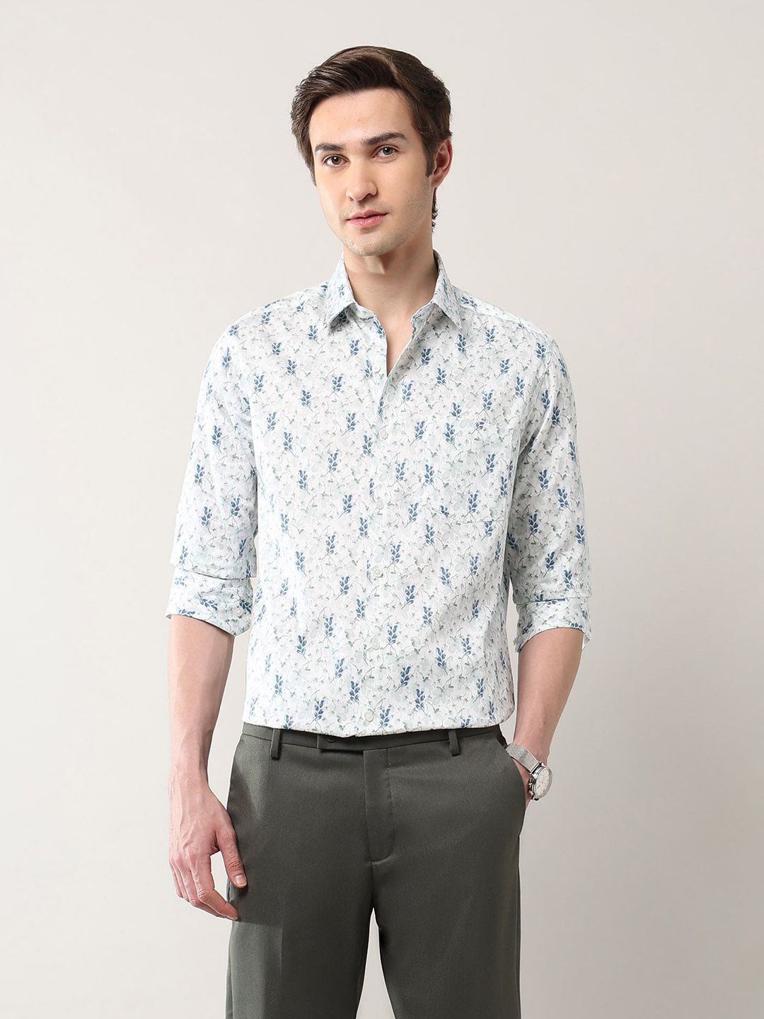Arrow Men Slim Fit Floral Spread Collar Cotton Formal Shirt