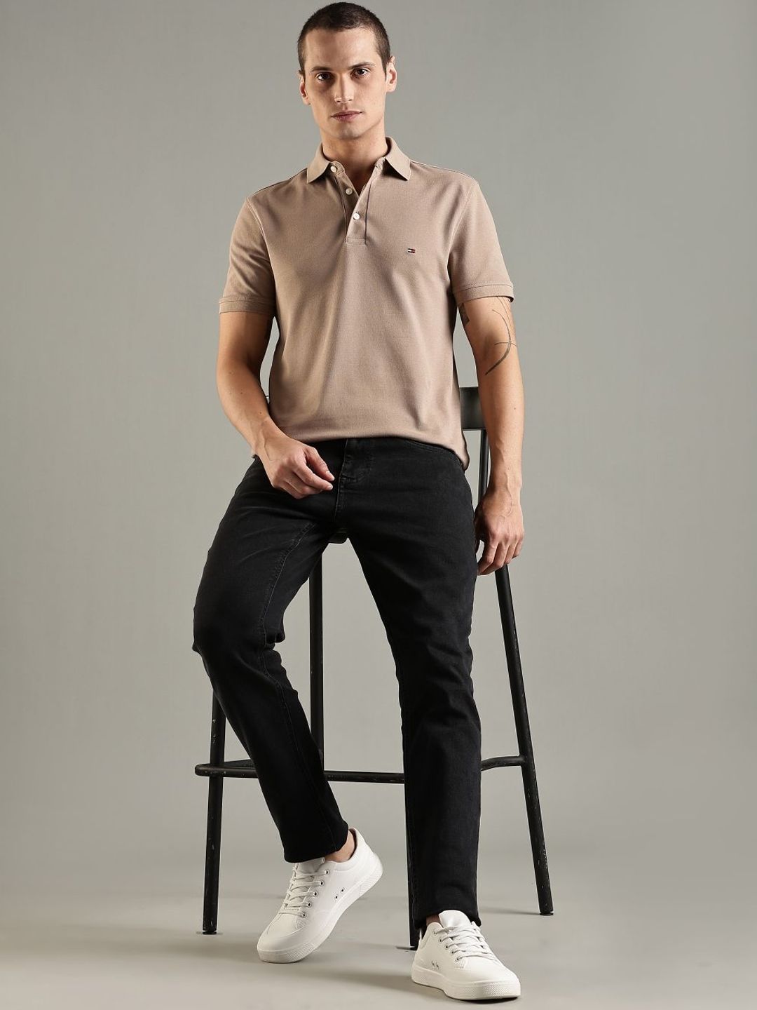 Slim Fit Mid-Rise Cotton Jeans