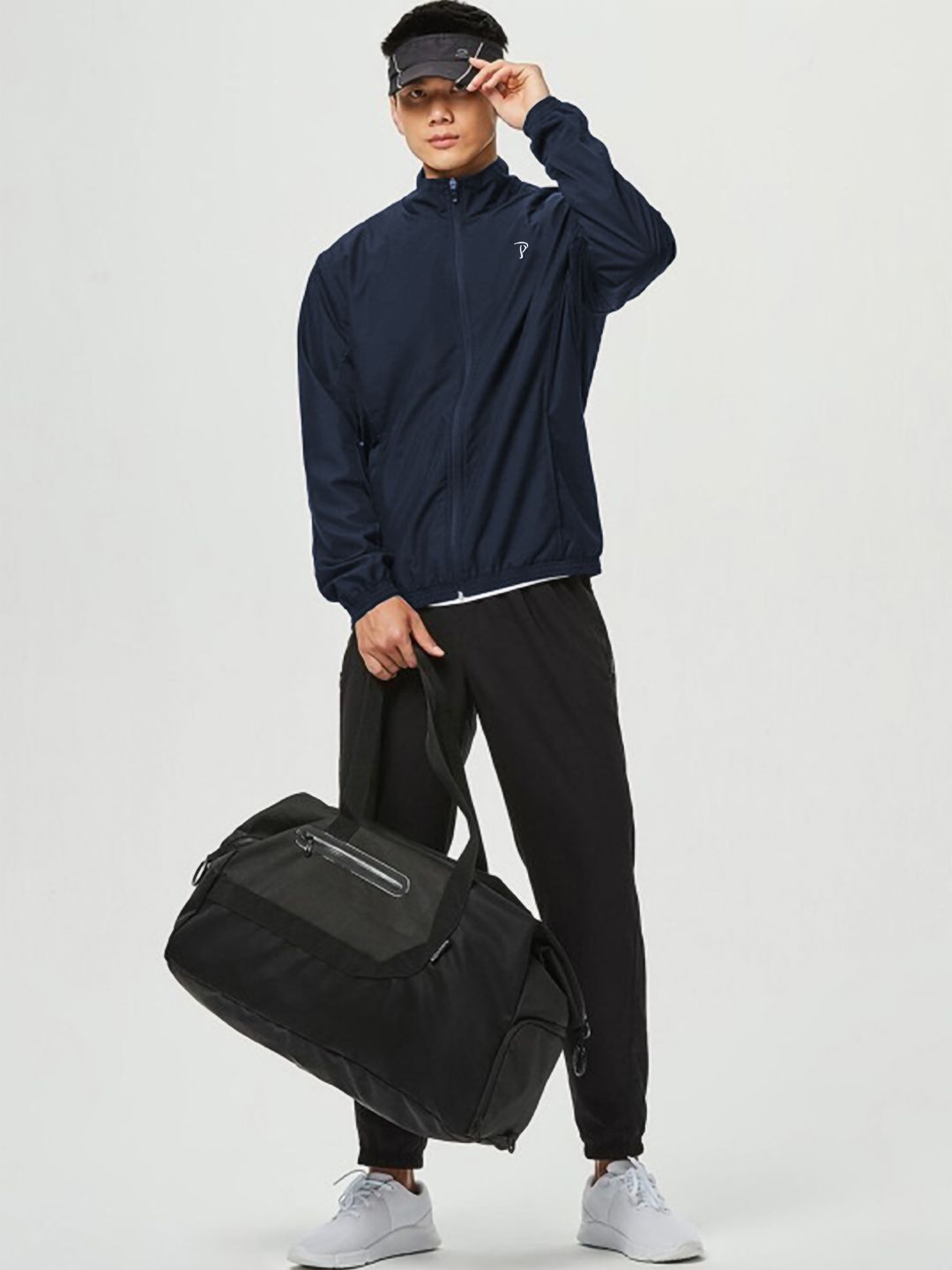 MOUNTAIN COLOURS Men Windcheater And Water Resistant Sporty Jacket With Embroidered