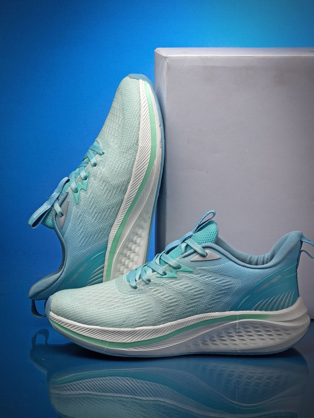 Action Men Mesh Running Non-Marking Shoes