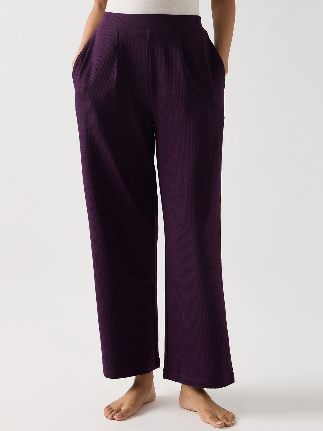 FEMMELLA Women Relaxed Straight Fit Parallel Trousers