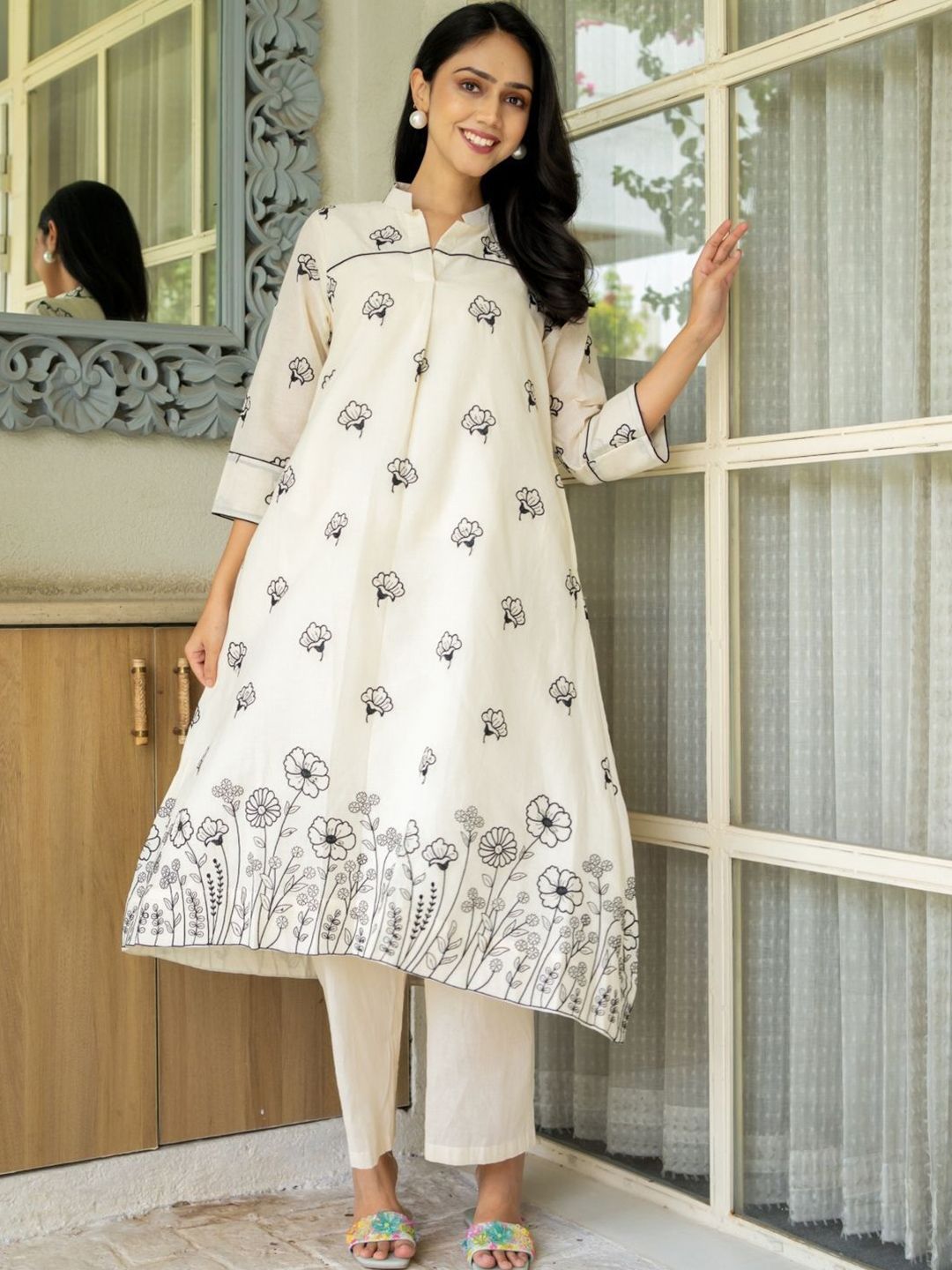 HOUSE OF JAMOTI Printed Pure Cotton Mandarin Collar Kurta With Trousers Co-Ords Set