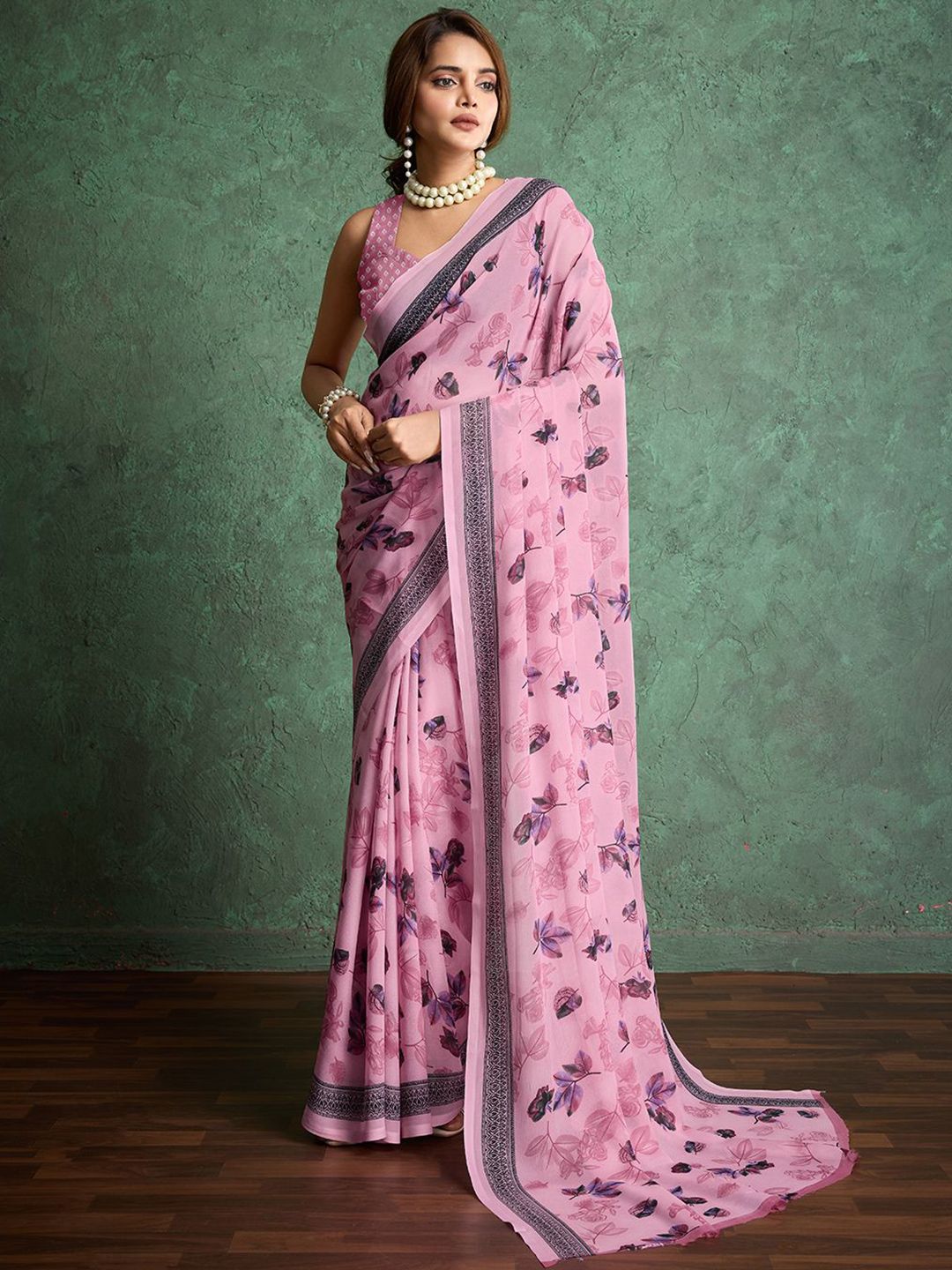 HERE&NOW Floral Printed Saree with Unstitched Printed Blouse