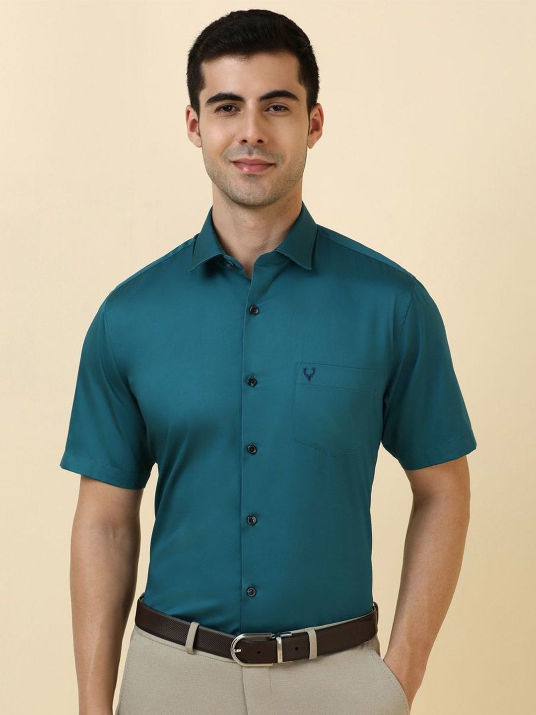 Allen Solly Men Solid Spread Collar Cotton Formal Shirt