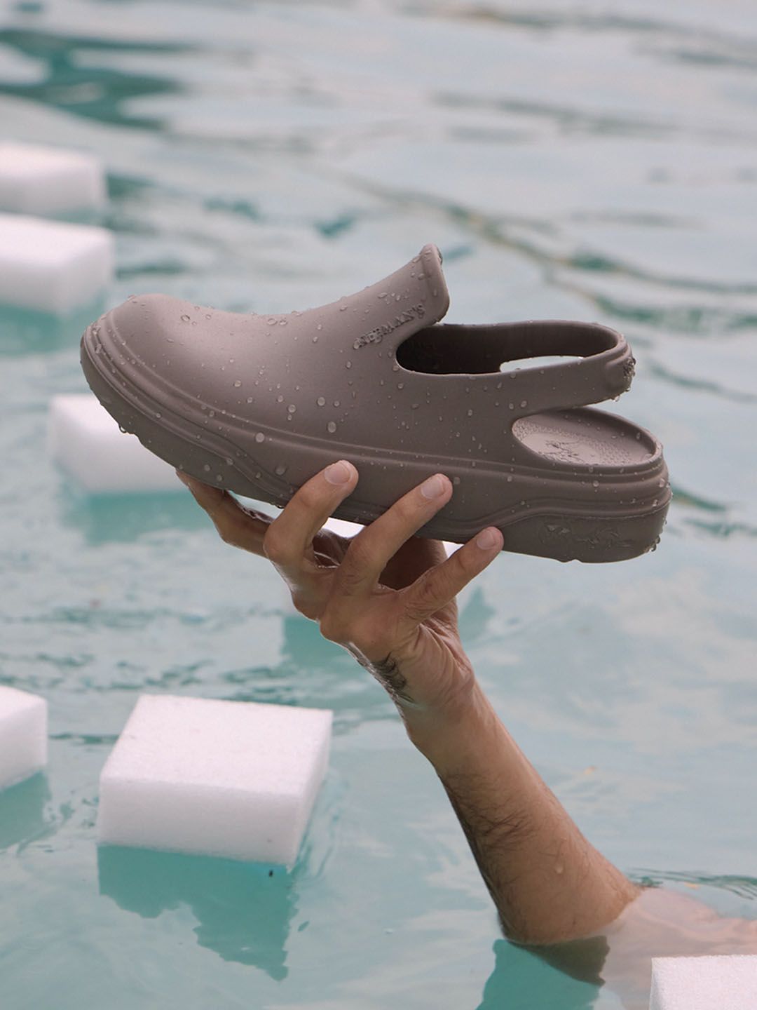 Men EVA Casual Clogs NEEMANS Cushers Clogs For Men