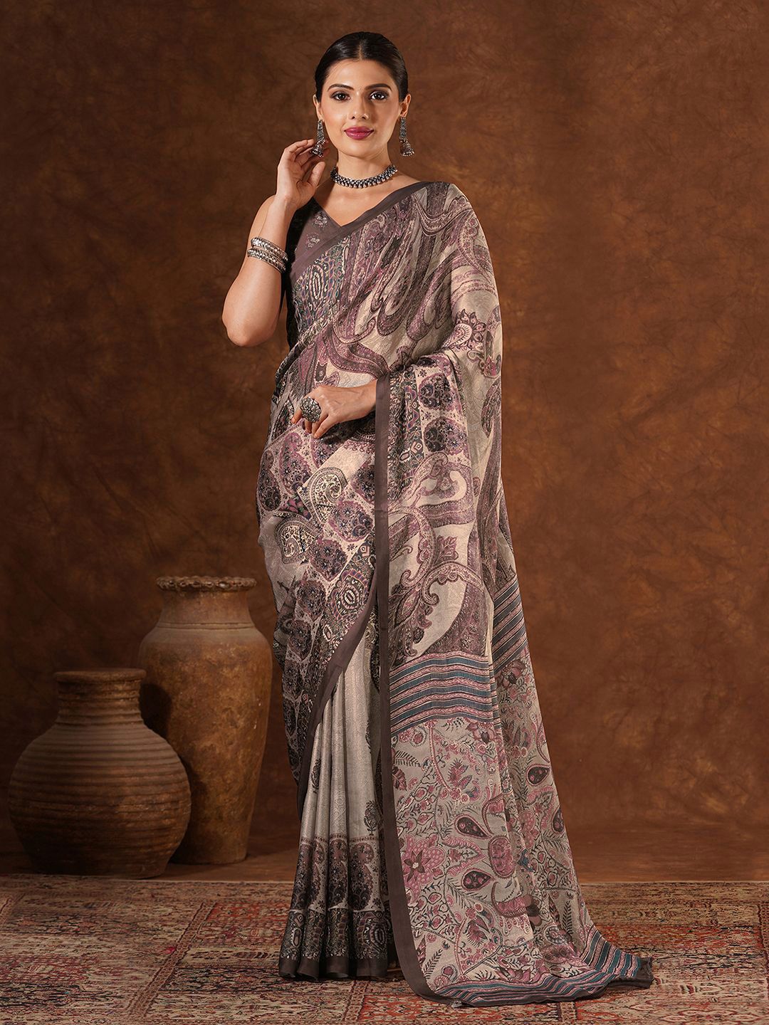 Mitera Ethnic Motifs Print Satin Saree