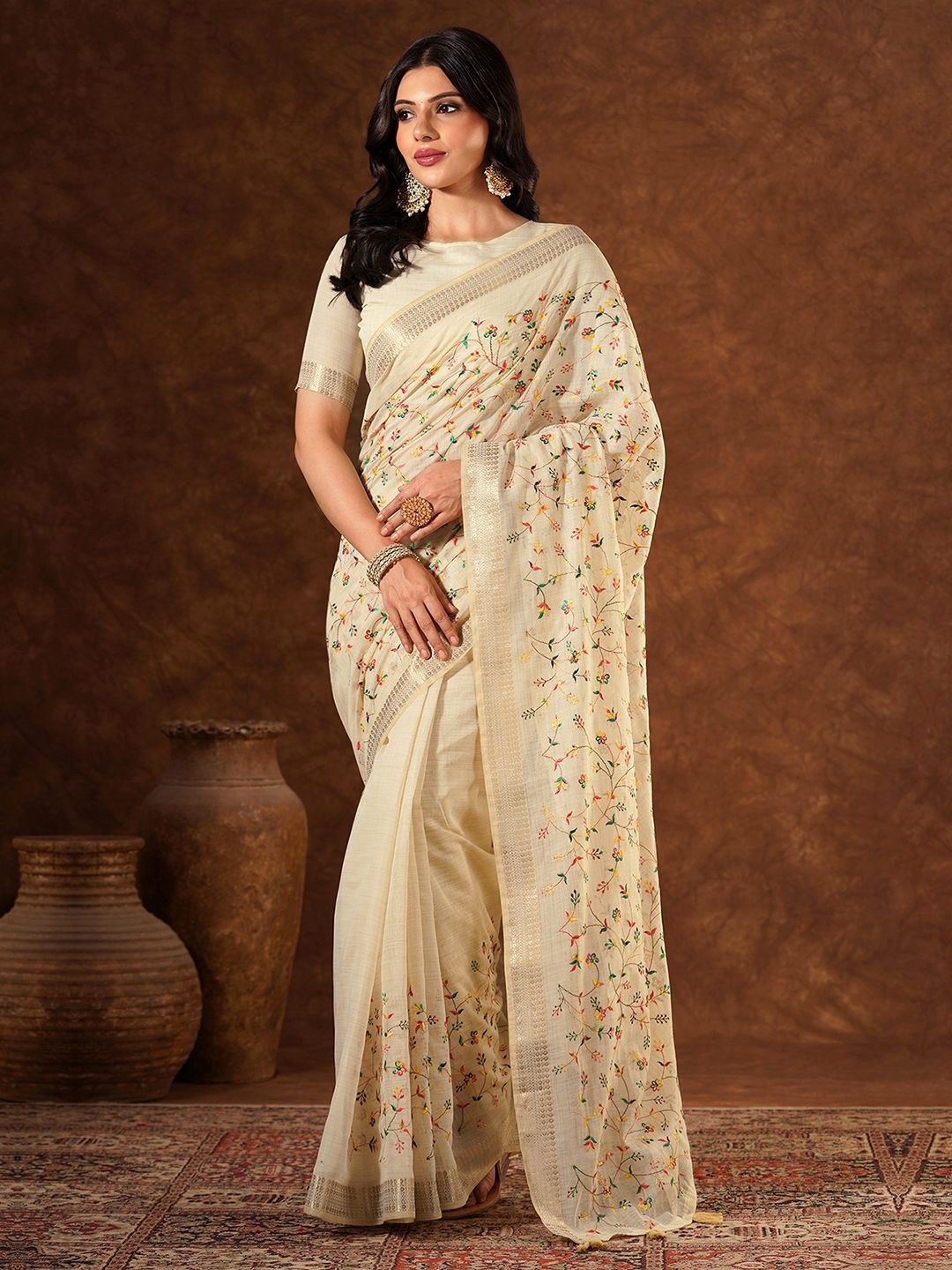Mitera Embroidered Zari Saree With Blouse Piece
