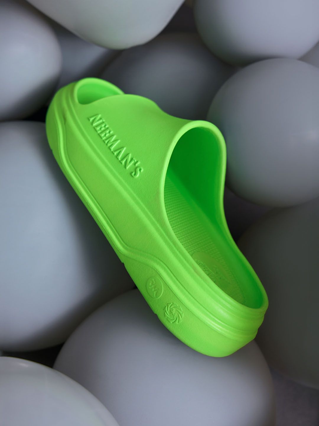 NEEMANS Cushers Slides