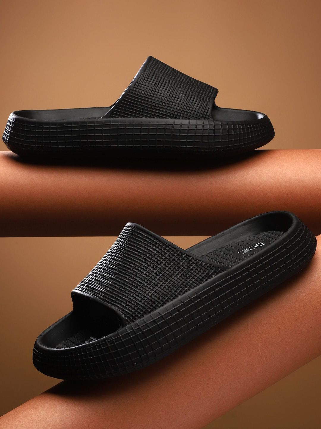 Hygear Radar Men Sliders Flip Flops