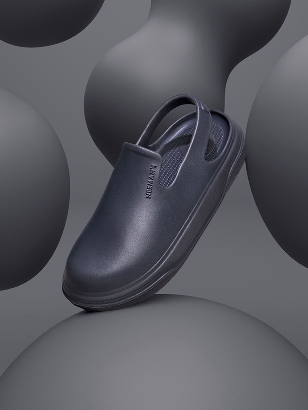 Men Solid EVA Cushers Clogs NEEMANS Cushers Clogs For Men