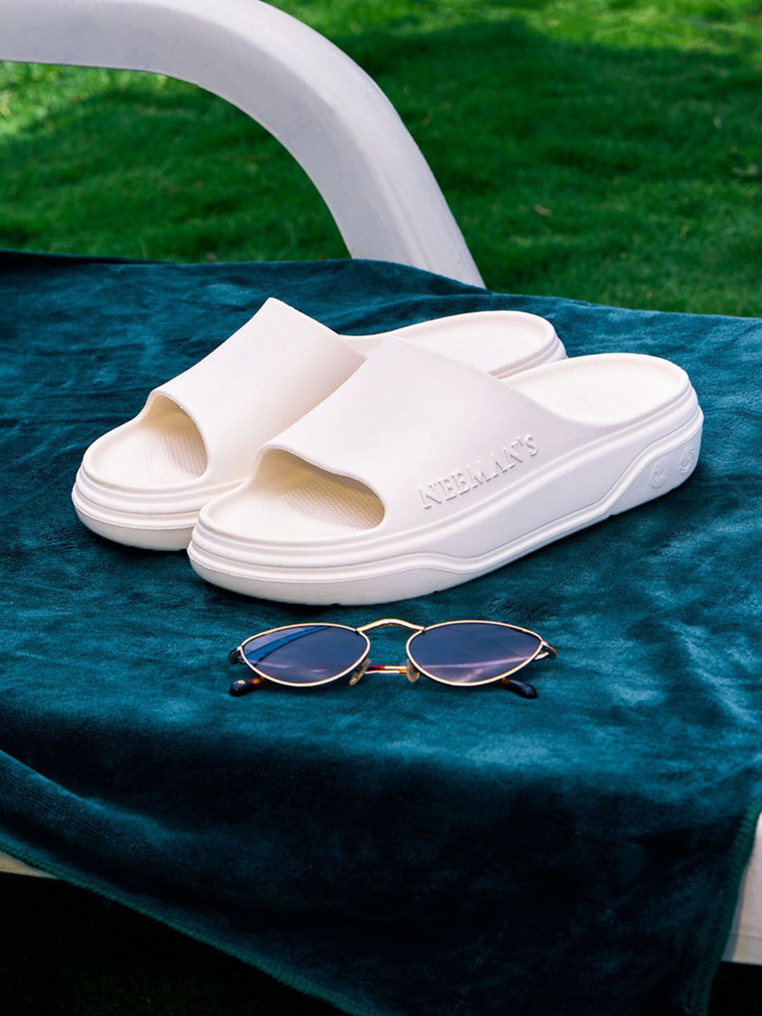 NEEMANS Cushers Slides