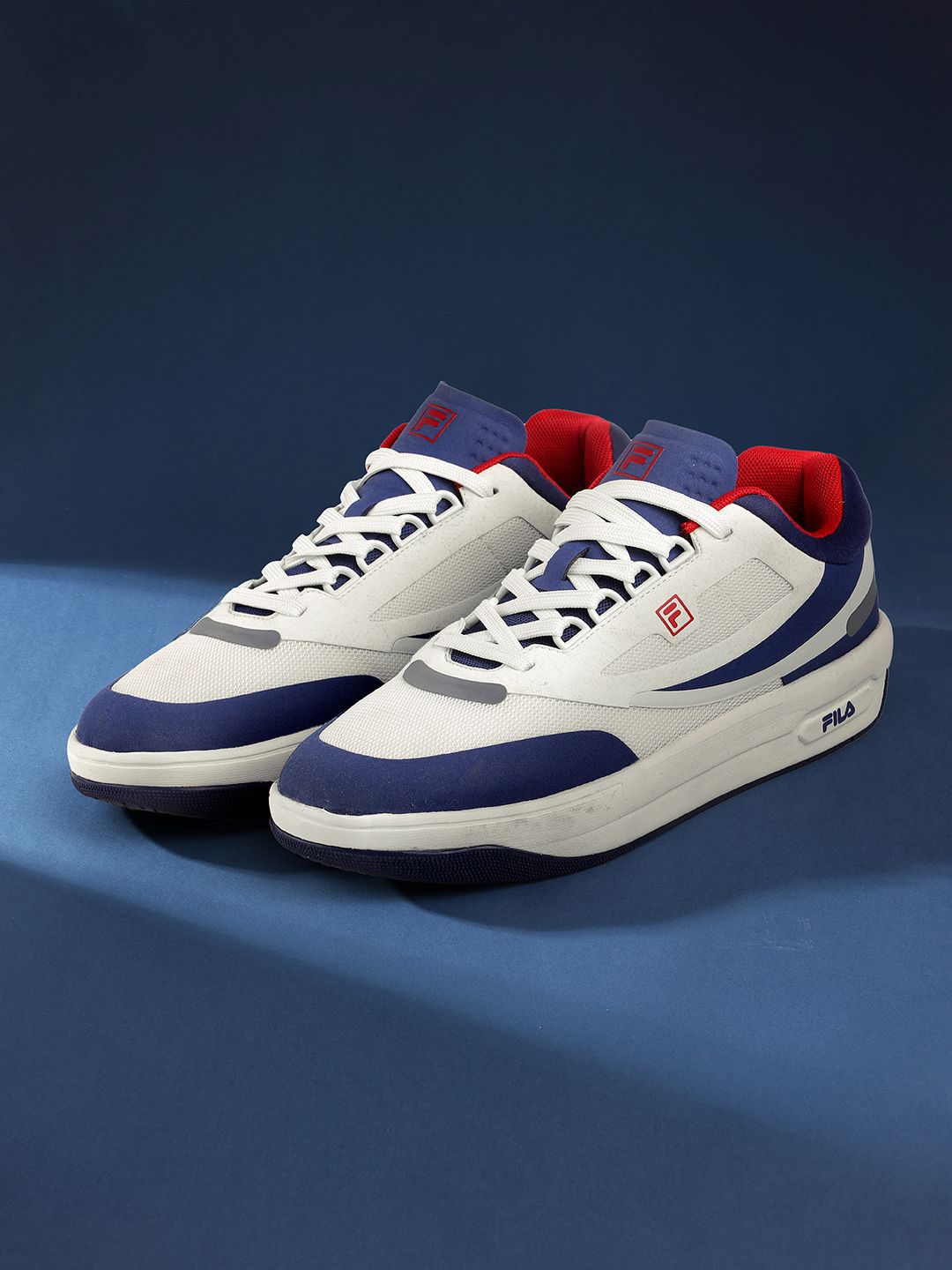 FILA FILA Men FXI Lace-Up Colourblocked Sneakers