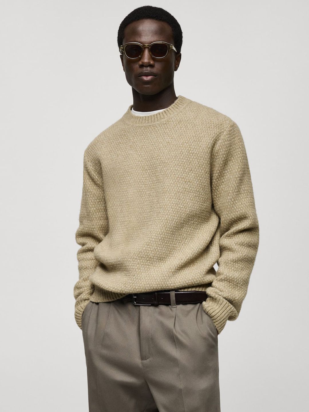 MANGO MAN Structured Knit Round Neck Pullover