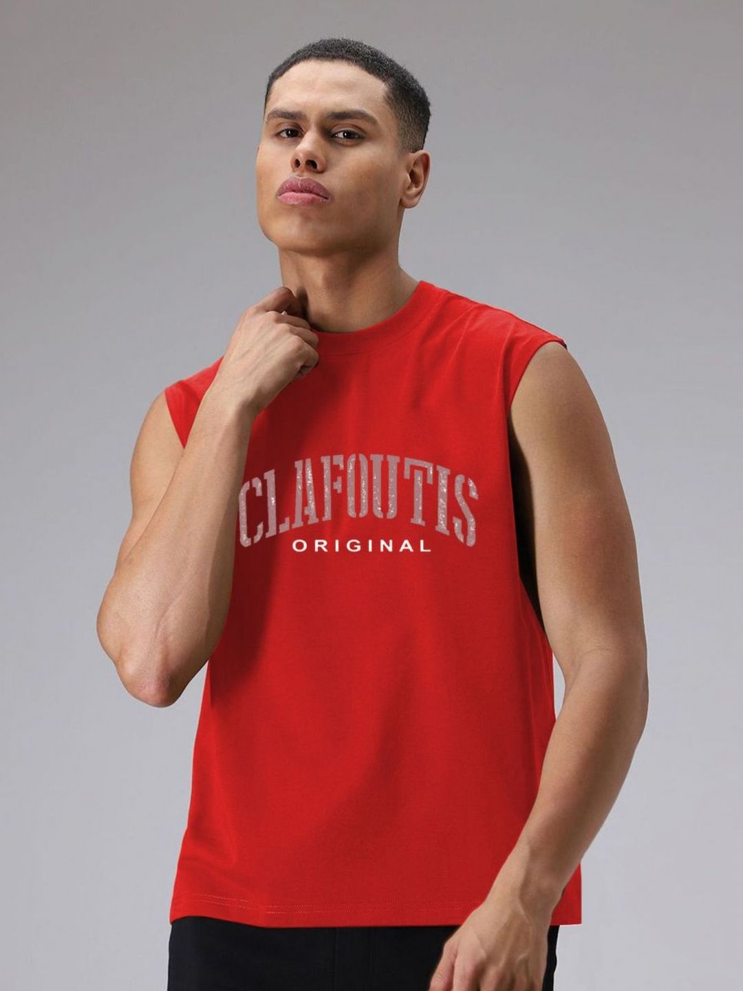 CLAFOUTIS Men Typography Printed Round Neck T-shirt