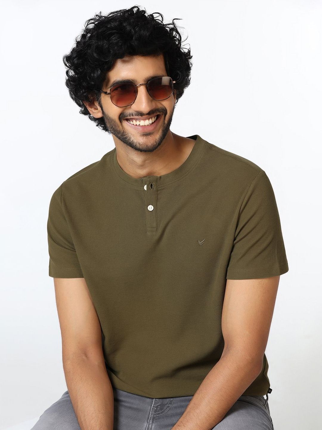 Blackberrys Henley Neck Cotton Slim Fit T-shirt