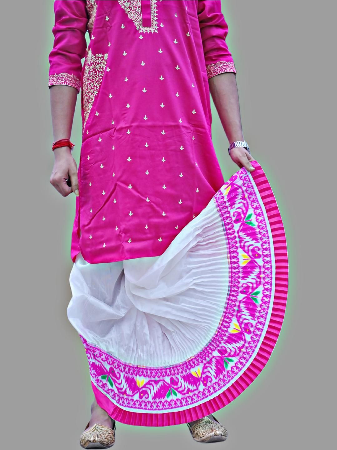 Jamdani Border Ready To wear Solid Mour Puccho Dhoti For Men