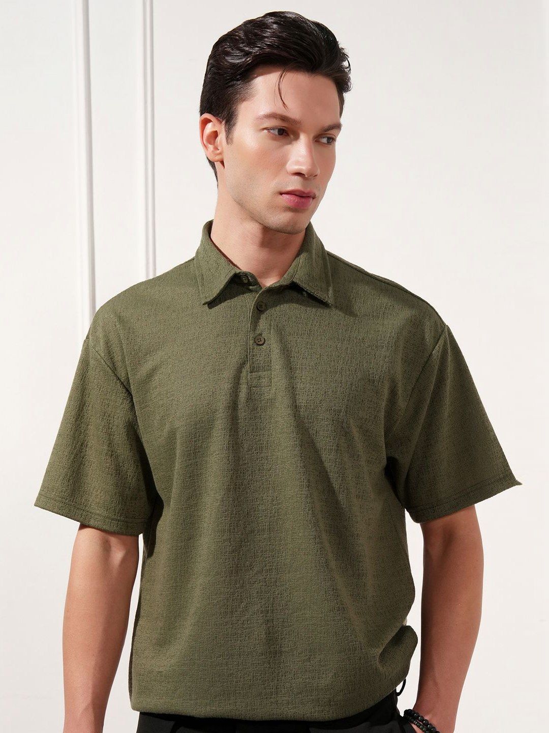 HIGHLANDER Men Solid Polo Collar Relaxed Fit T-shirt