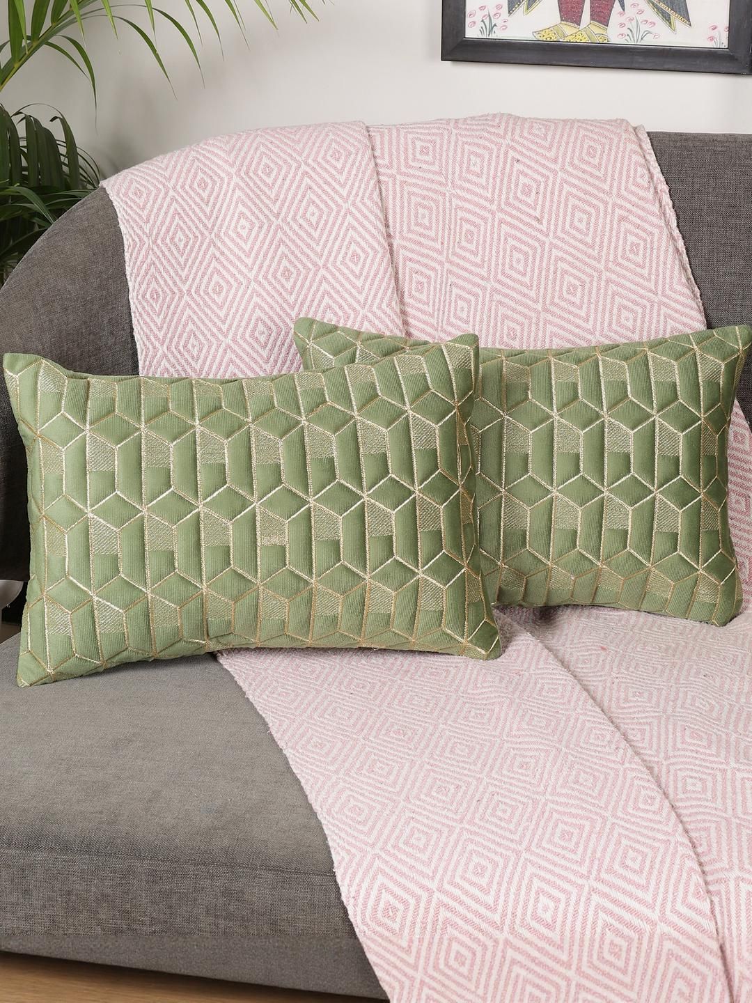 MONKDECOR Green & Gold-Toned Set of 2 Geometric Velvet Rectangle Cushion Covers