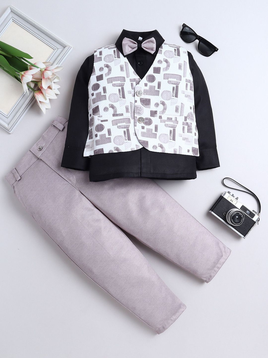 FOURFOLDS Boys Printed Three-Piece Party Suit