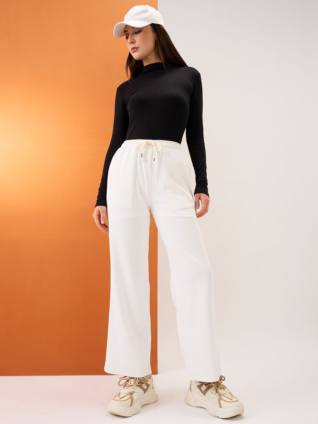 Globus Self Design Mid-Rise Stretchable Straight Fit Trousers