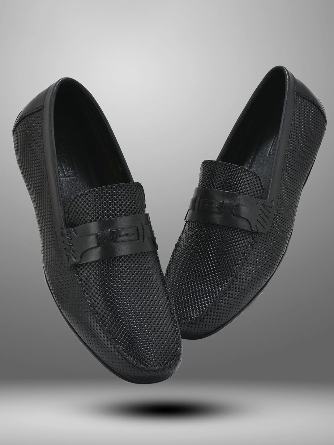 Woodland Woodland Men Leather Loafers with Laser Cuts