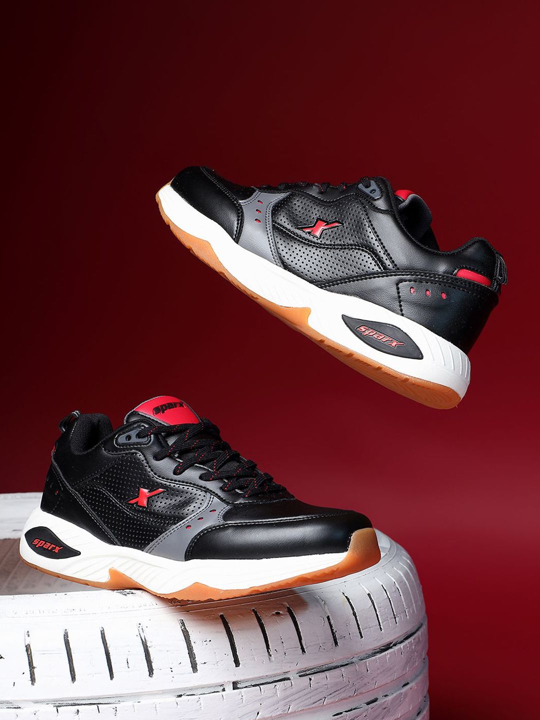 Sparx Men Training or Gym Shoes