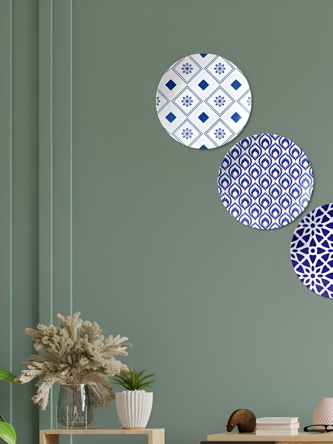 THE QUIRKY HOME Buddha Bliss Ceramic Bohemian Glossy Hanging Hall 3Pcs Wall Plates-10In