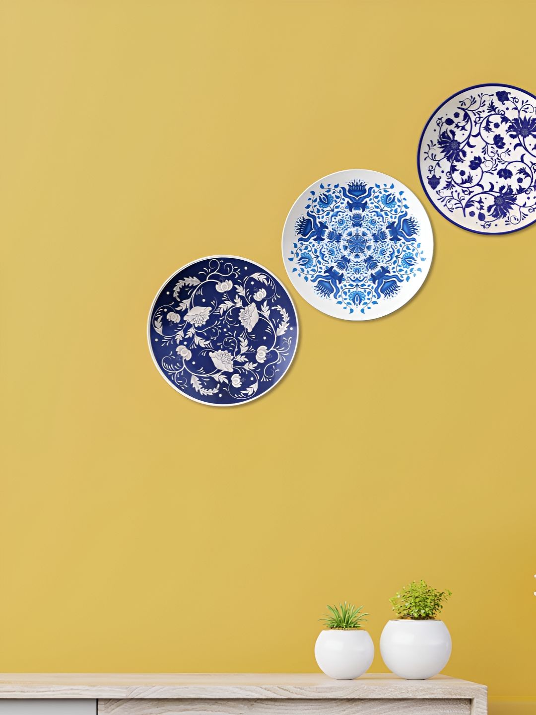 THE QUIRKY HOME Animal Plate Ceramic Bohemian Glossy Hanging Hall 3Pcs Wall Plates-10In
