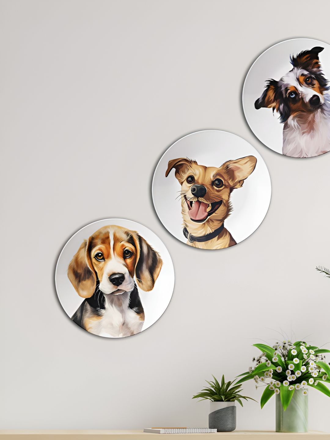 THE QUIRKY HOME Modern Odalisque Crafted Ceramics Glossy Hall 3Pcs Wall Plates-10In