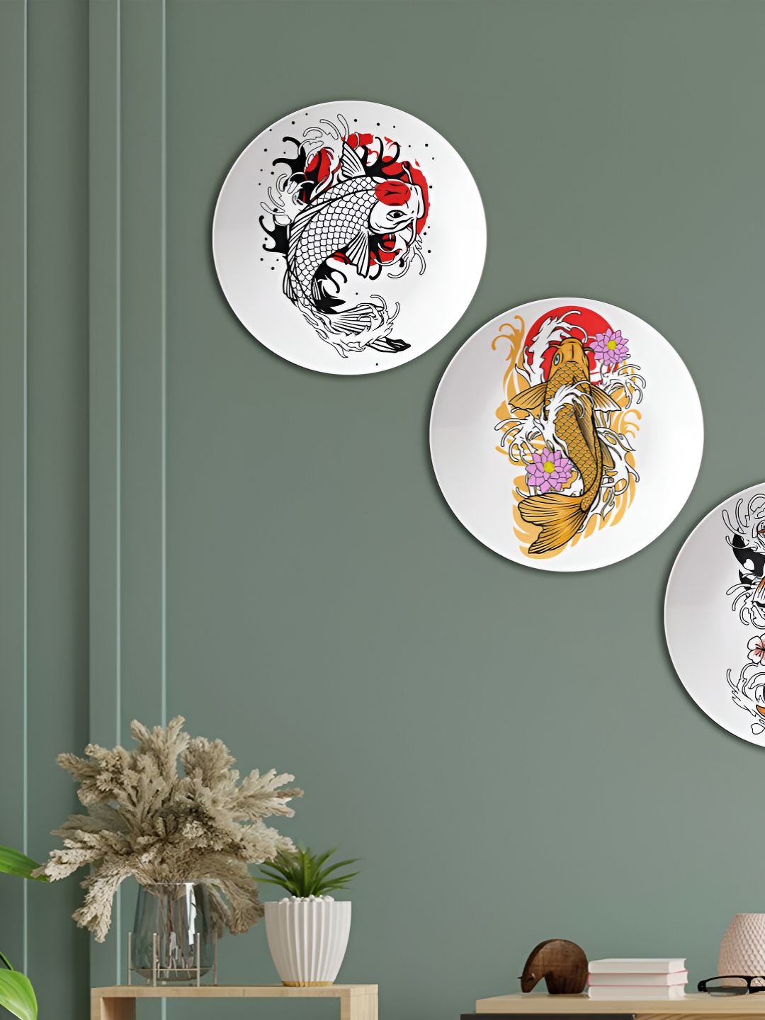 THE QUIRKY HOME Ceramic Bohemian Glossy Hanging Hall 3Pcs Wall Plates-9.8In