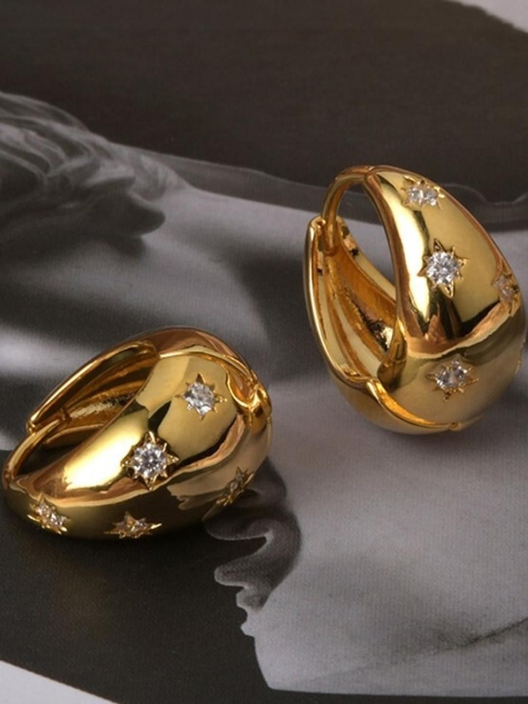 AKISON JEWELS Contemporary Hoop Earrings