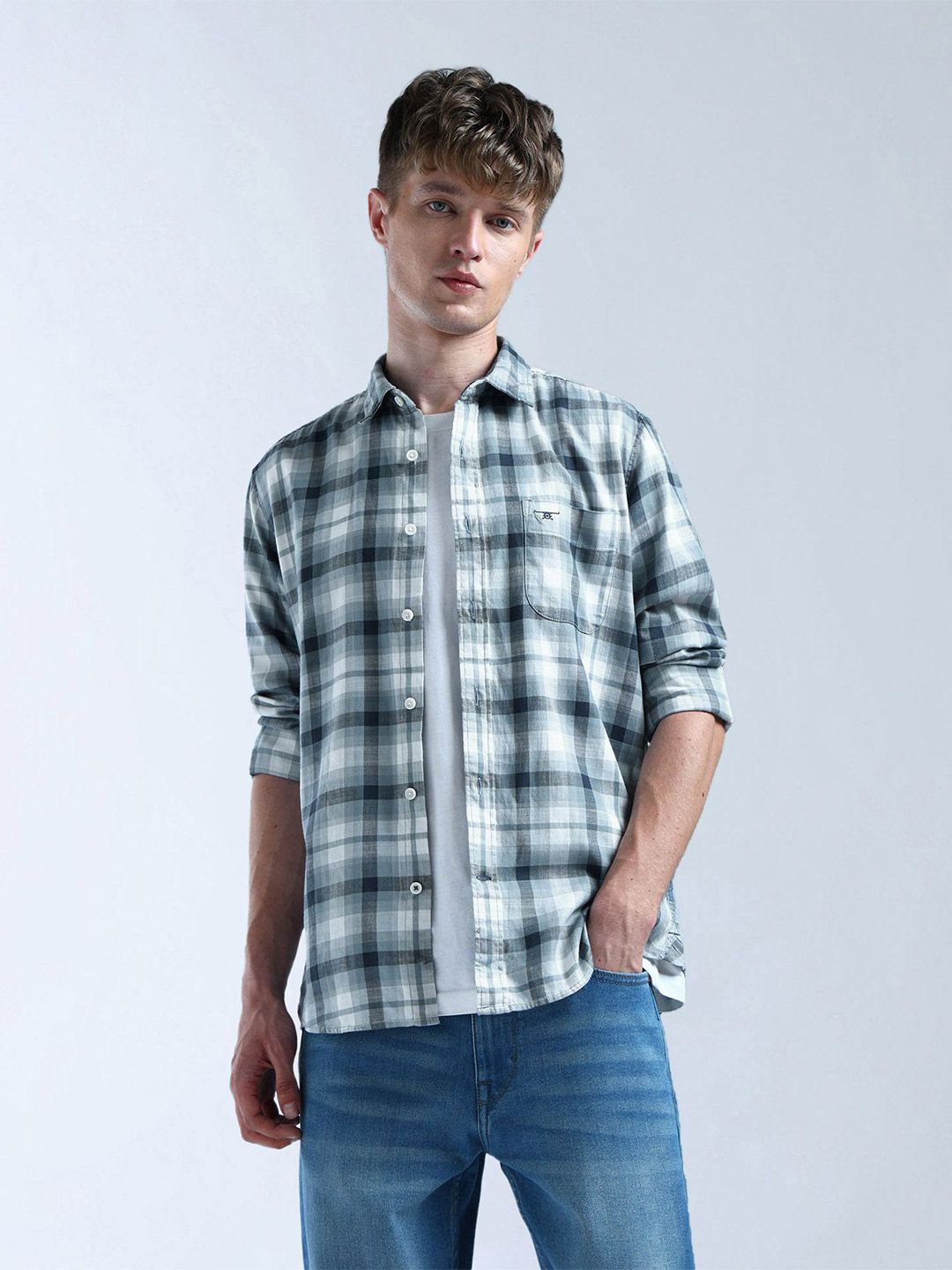 Flying Machine Men Buffalo Checked Spread Collar Pure Cotton Casual Shirt