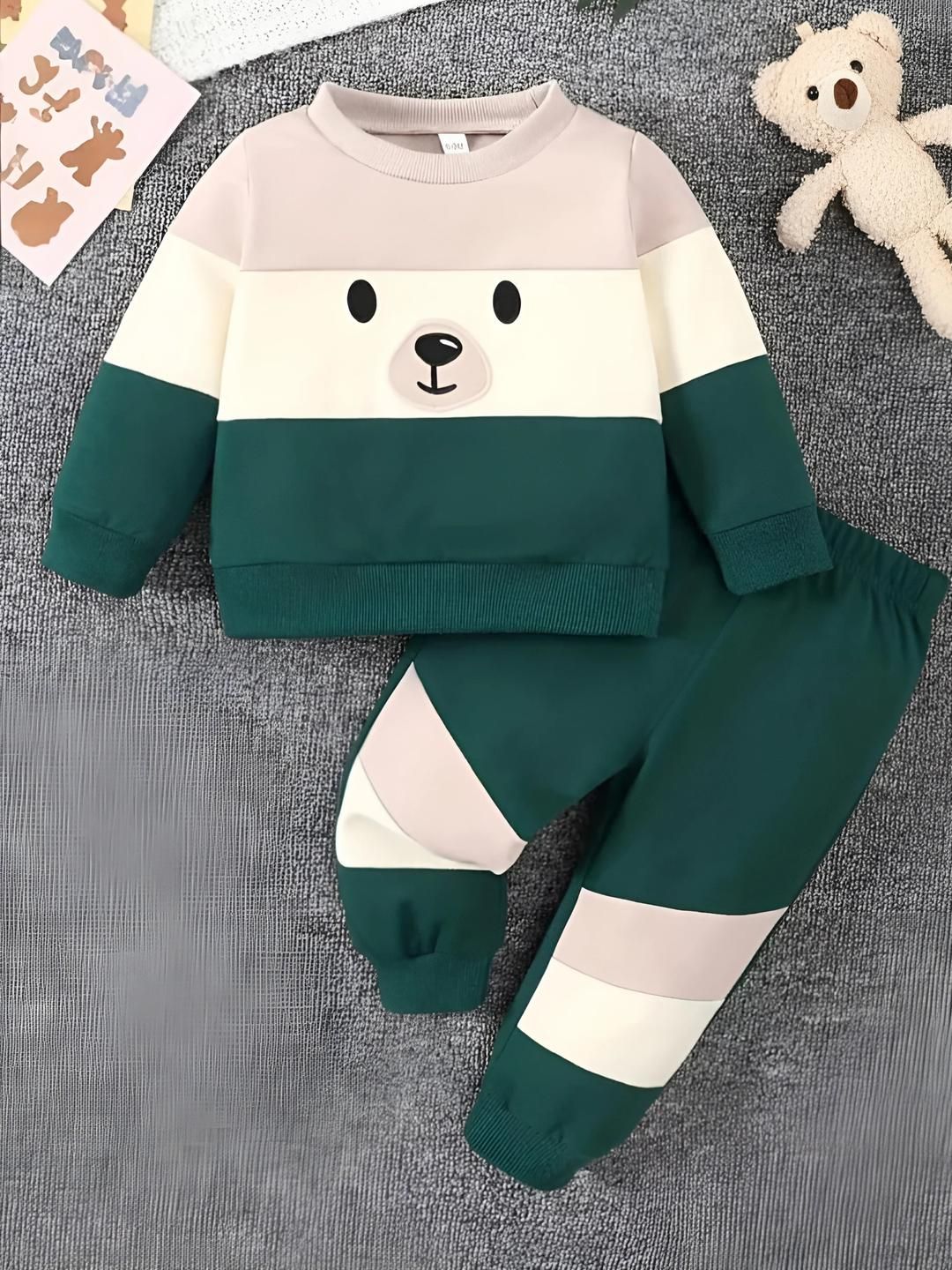 ELPIXIE FASHION Unisex Green Clothing Set