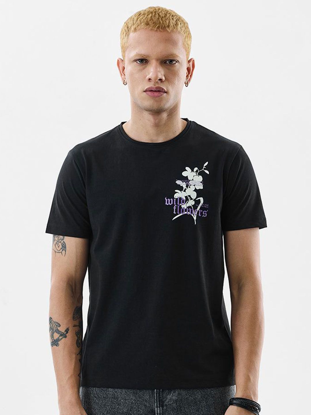 Snitch Men Printed Slim Fit T-shirt