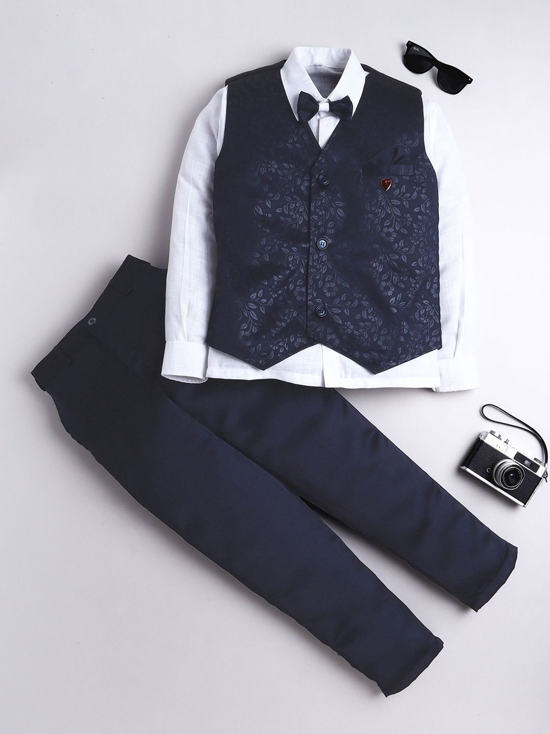 BAESD Boys Self Design Single-Breasted Three Piece Party Suit