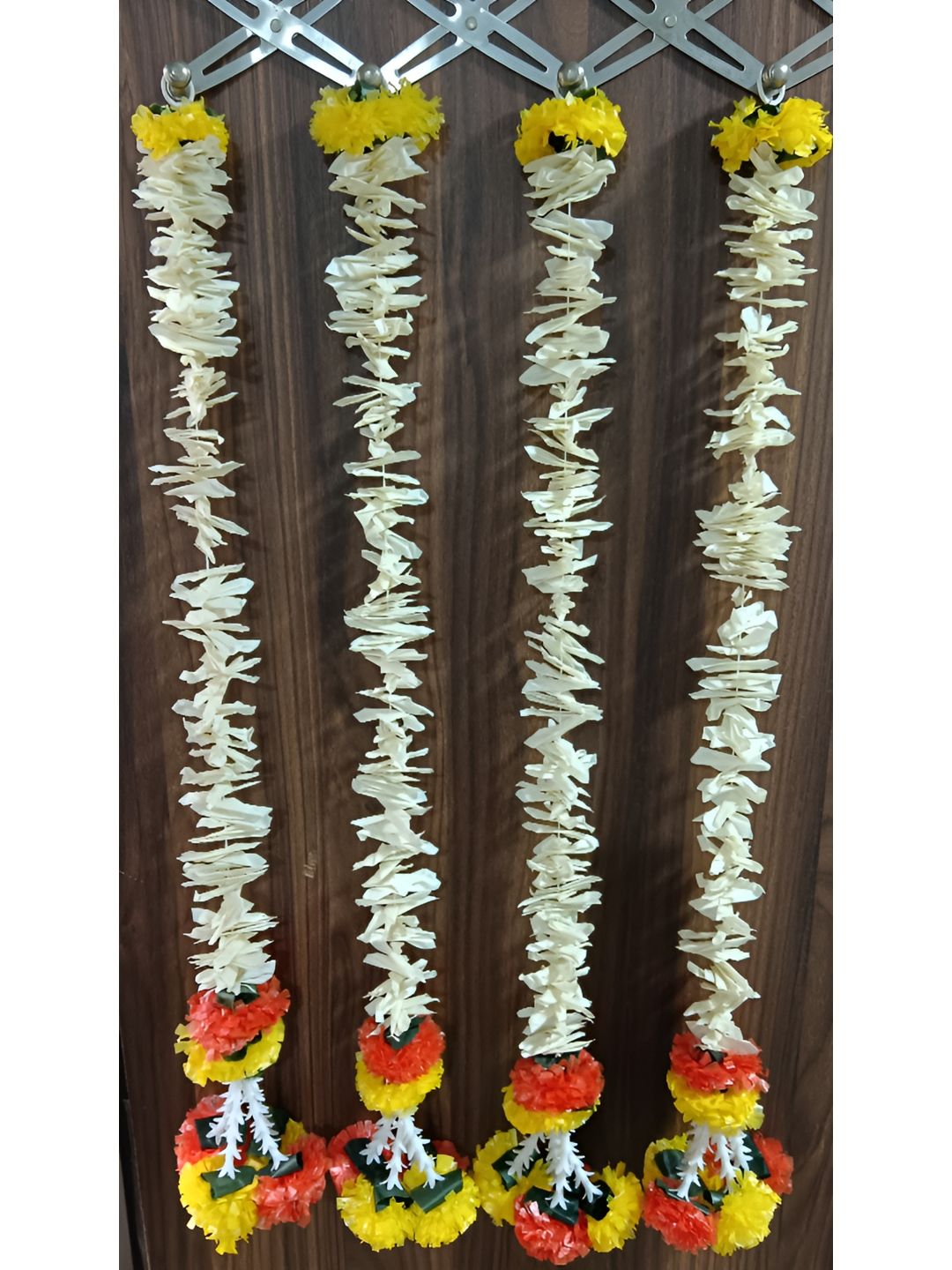 Nutts White & Yellow 4 Pieces Paper Gajra Hanging Garlands