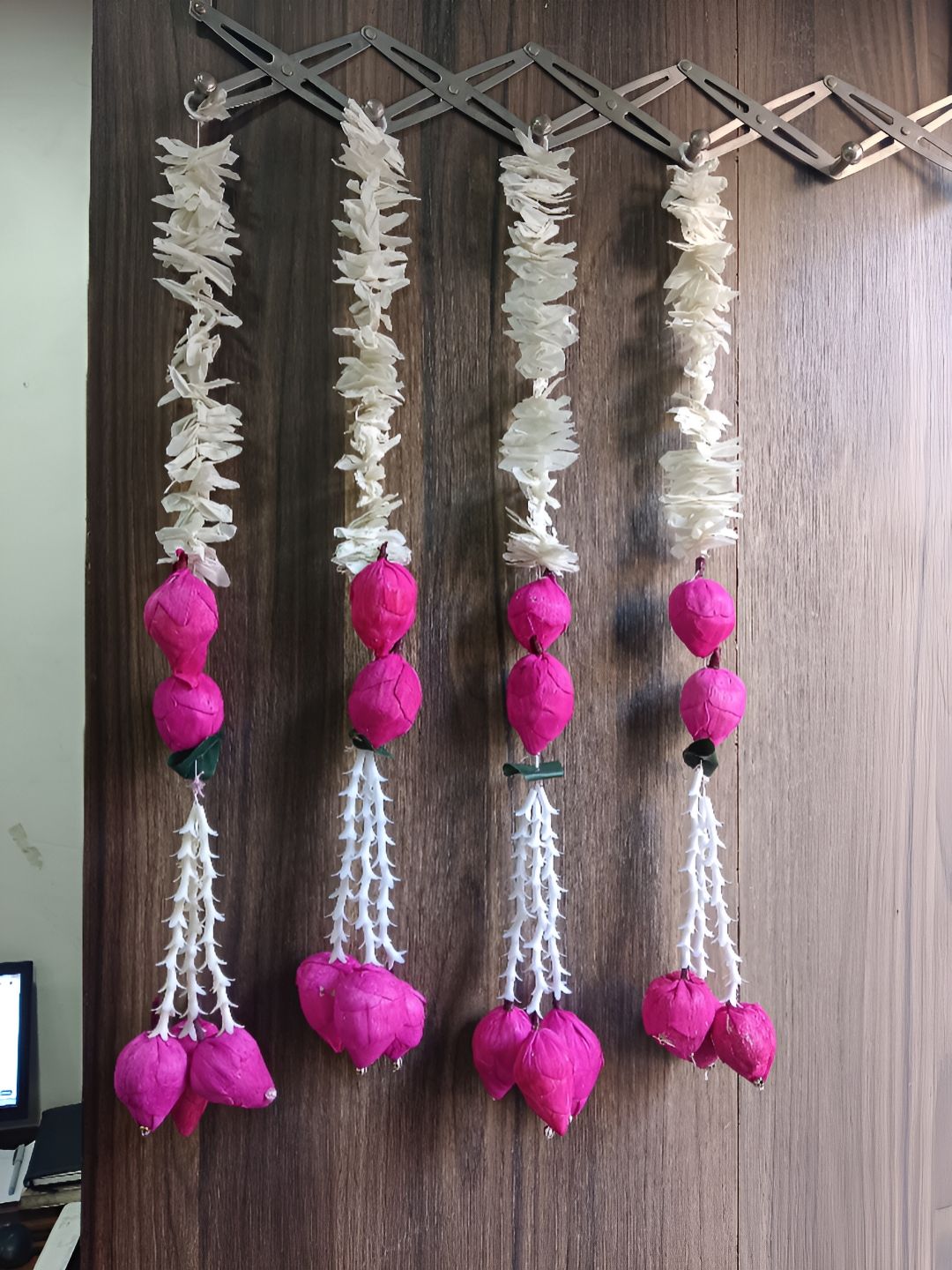 Nutts White & Pink 4 Pieces Paper Gajra Hanging Garlands