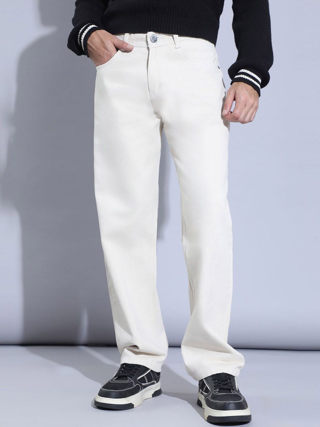 Hence Men Loose Mid-Rise Mildly Distressed Jeans