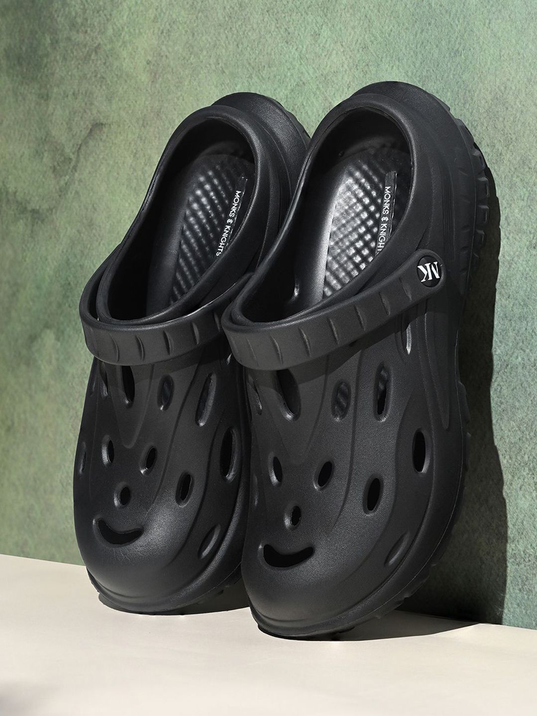 MONKS & KNIGHTS Men Self Design Lightweight Flexible EVA Clogs