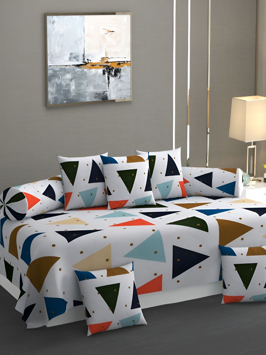 AMRANGE Set Of 8 Geometric Printed Diwan Set