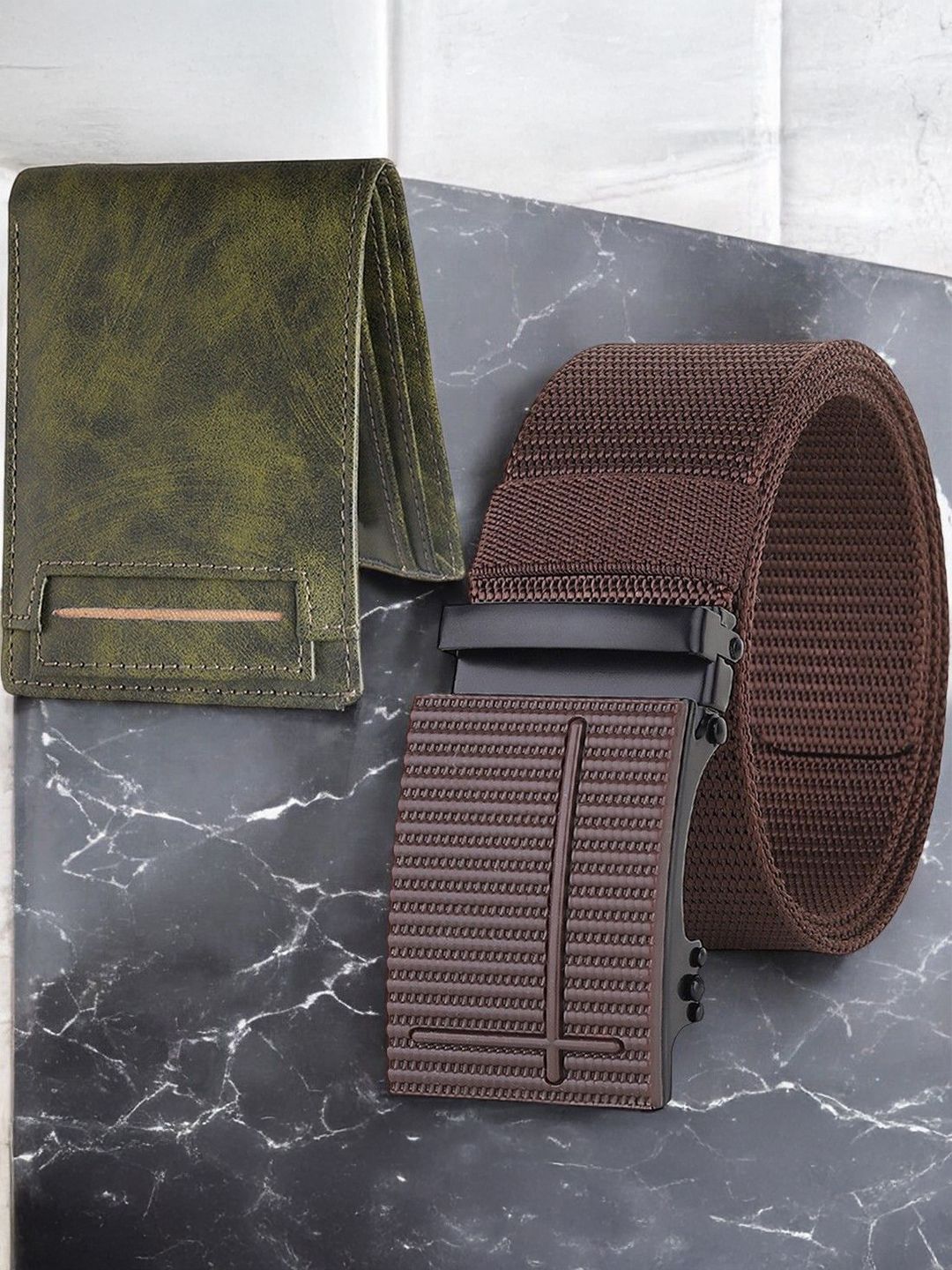Metronaut Men Accessory Gift Set of Wallet and belt