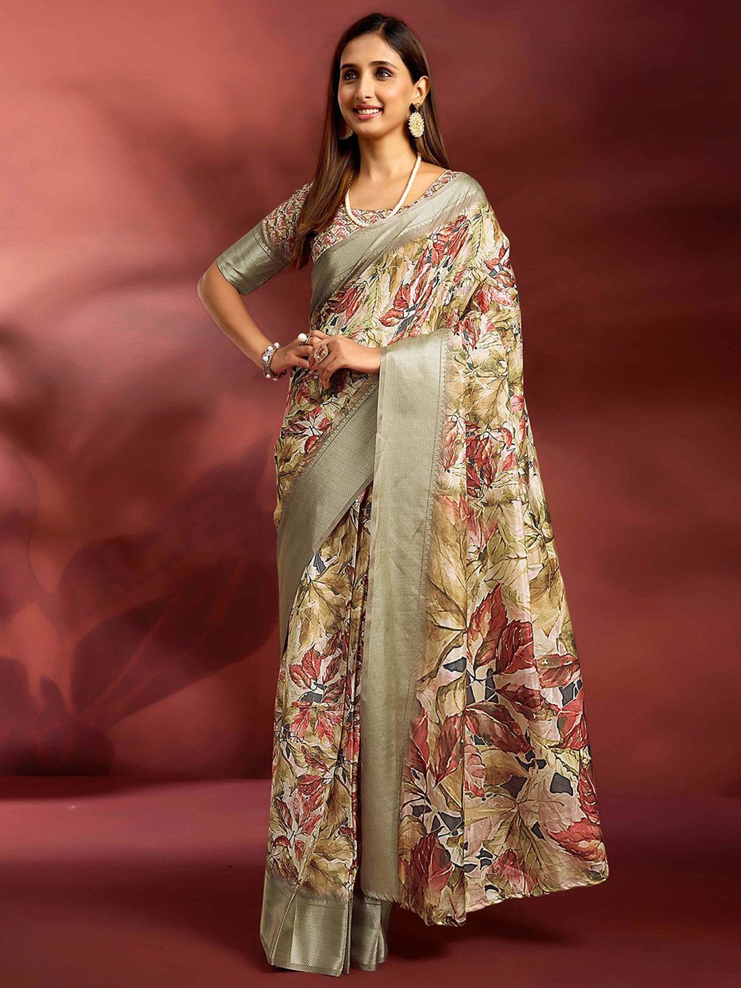 Mitera Floral Printed Woven Design Zari Saree