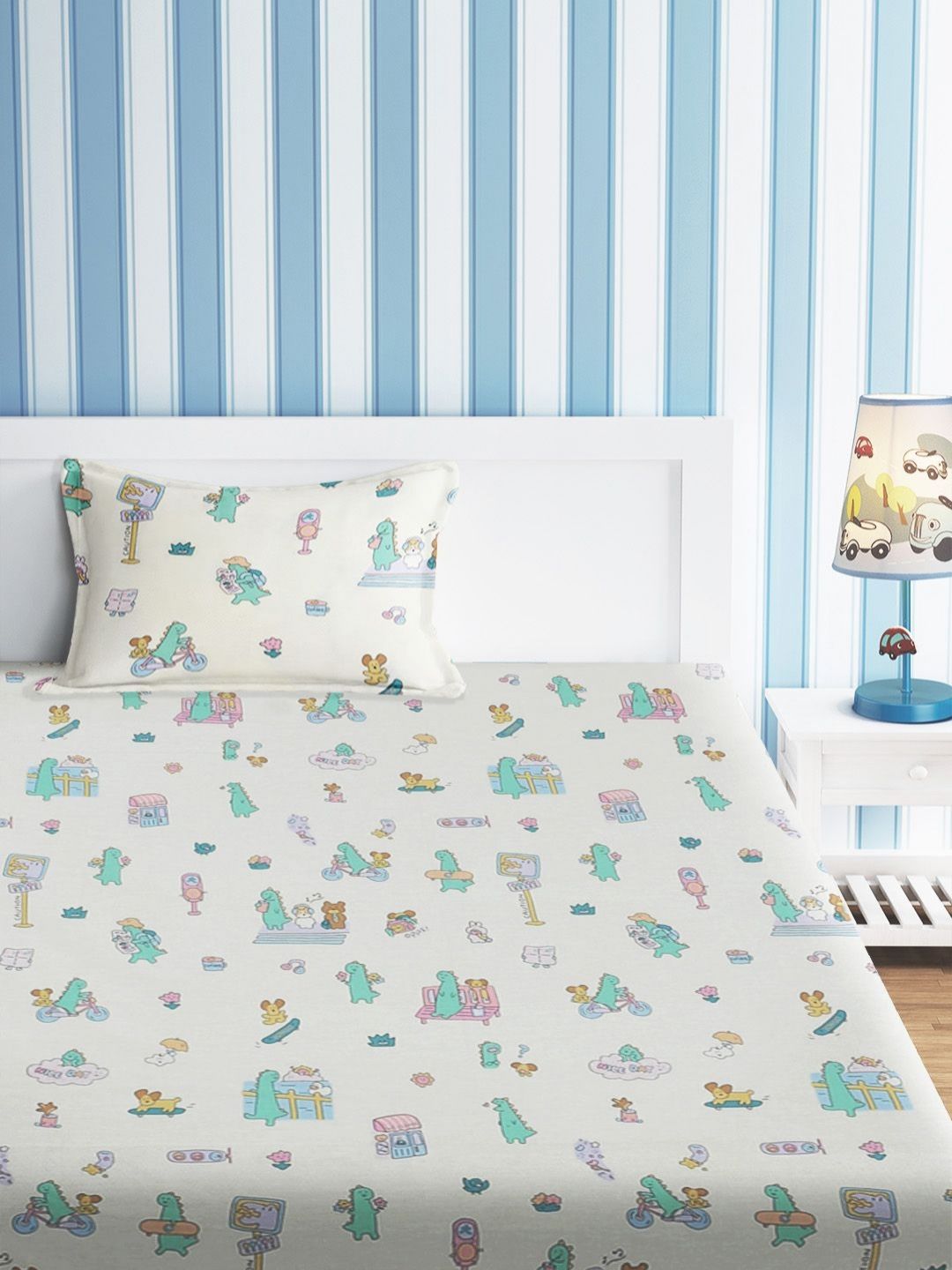 URBAN DREAM Kids White & Blue Graphic Cotton 210 TC Single Bedsheet Set-1.5 m x 2.3 m