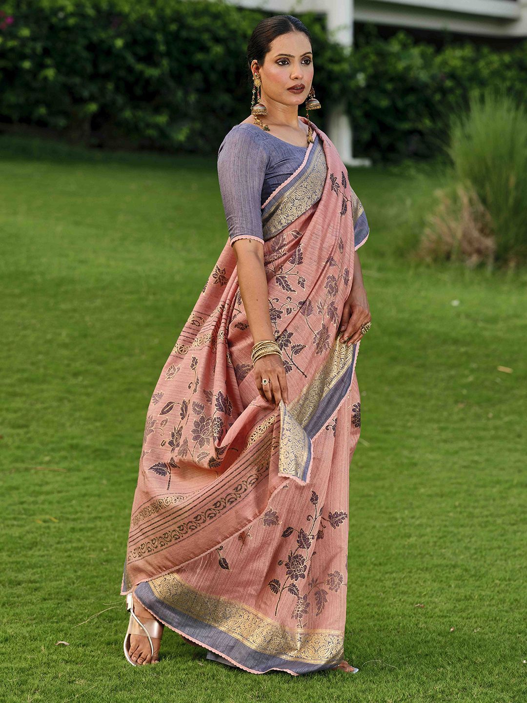 Mitera Floral Printed Zari Saree With Unstiched Blouse Piece
