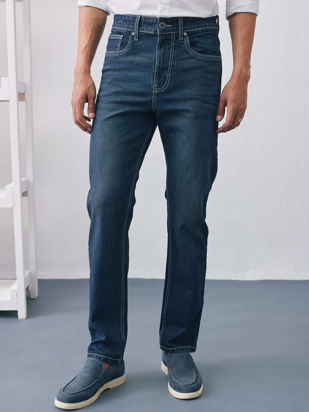 UNSTD Men Regular Fit Stretchable Denim Jeans