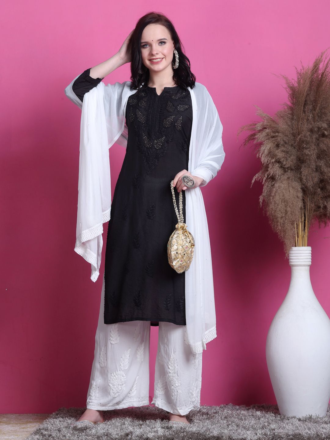 KHAKA Women Chikankari Kurta With Mukaish Embellishment