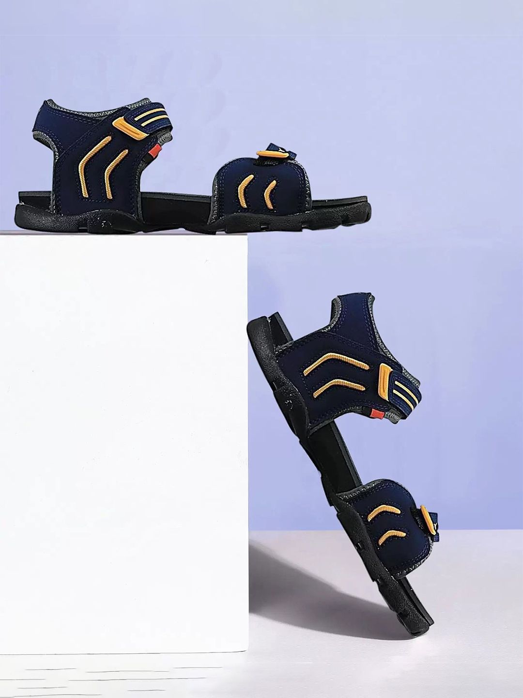 Sparx Men Sports Sandals With Velcro Closure